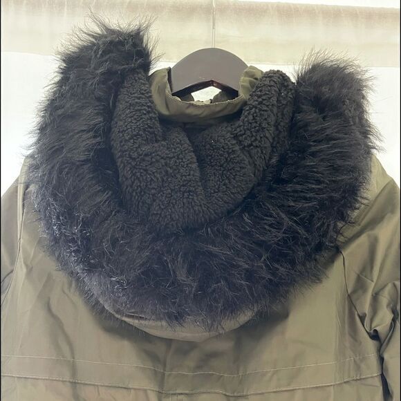 Fashion Nova 
One To Watch Anorak Jacket - Picture 9 of 14